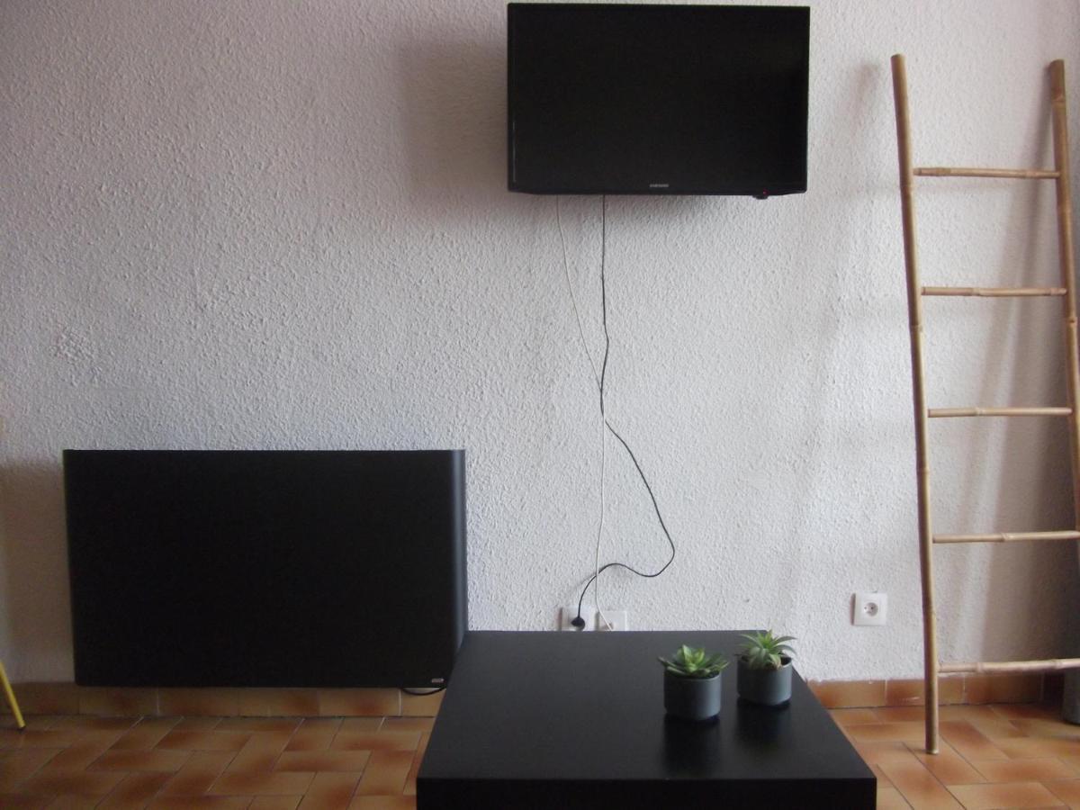 Sur Le Port, Climatisation, Wifi, Piscine, Lave-linge Apartment