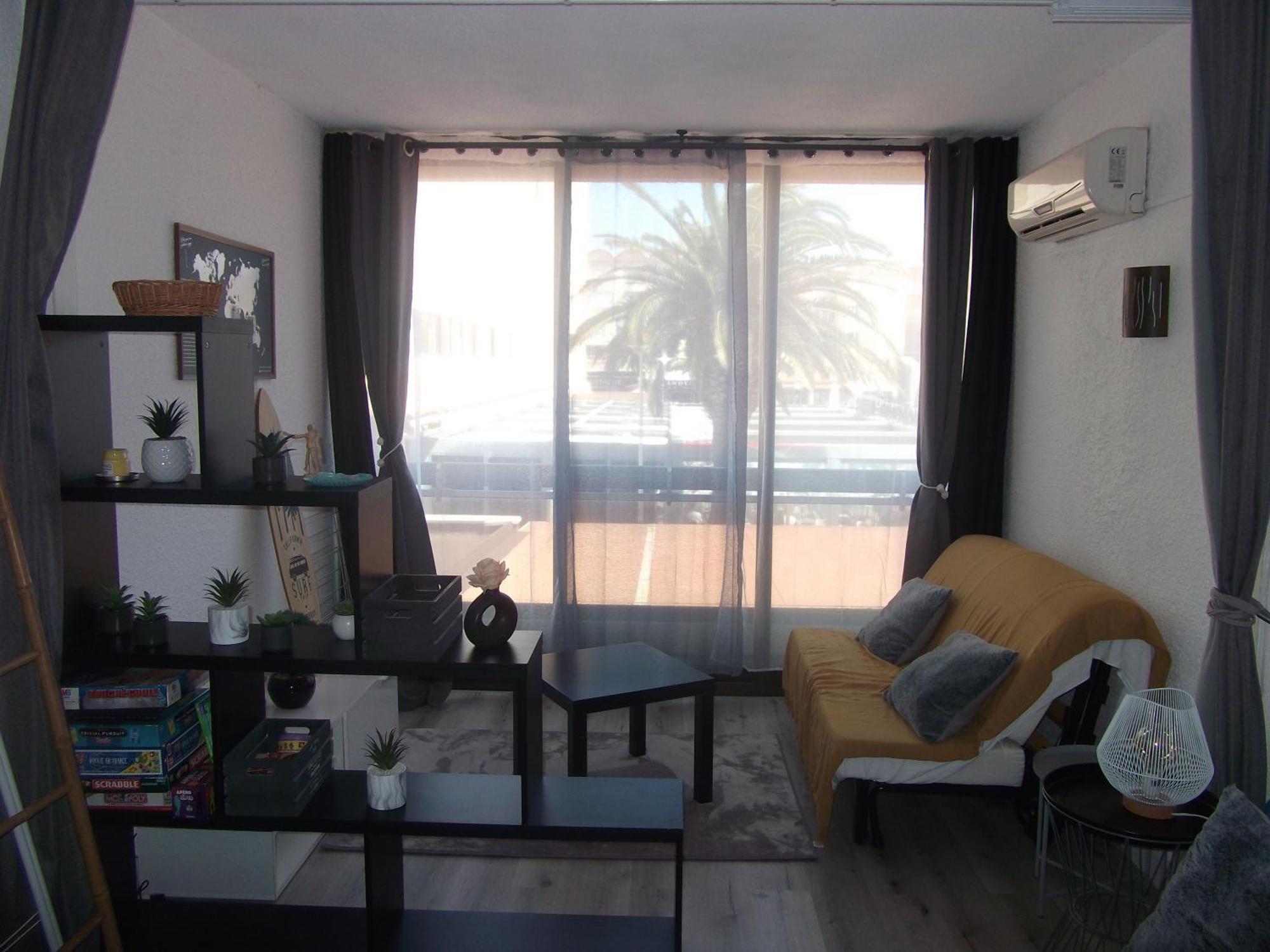 Apartment Sur Le Port, Climatisation, Wifi, Piscine, Lave-linge