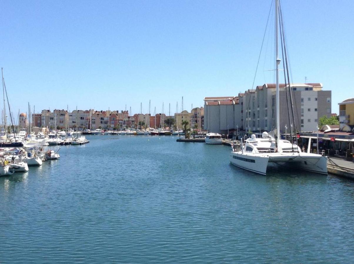 Apartment Sur Le Port, Climatisation, Wifi, Piscine, Lave-linge
